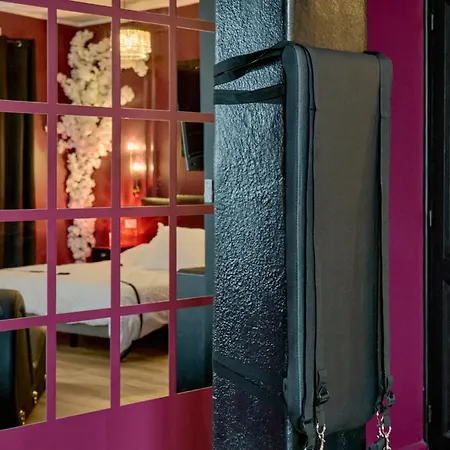 Apartment Suite Romantique Avec Balneo Et Jeux Coquins Roanne